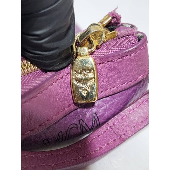 Authentic MCM Visetos Liz Shopper Pochette/Wristlet Purple - Picture 10 of 11